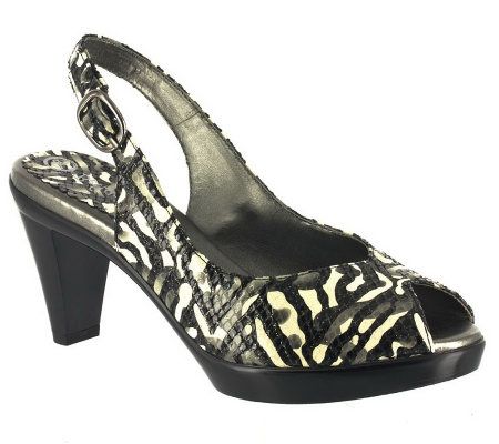 Bella Vita Wren Printed Leather Peep Toe Pumps - A322900