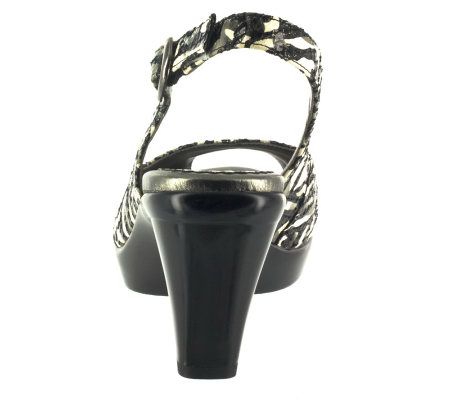 Bella Vita Wren Printed Leather Peep Toe Pumps