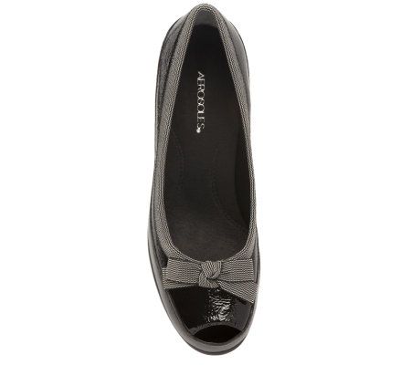 Aerosoles Benefit Tailored Pumps