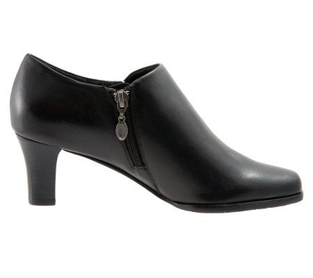 Trotters Jolie Booties