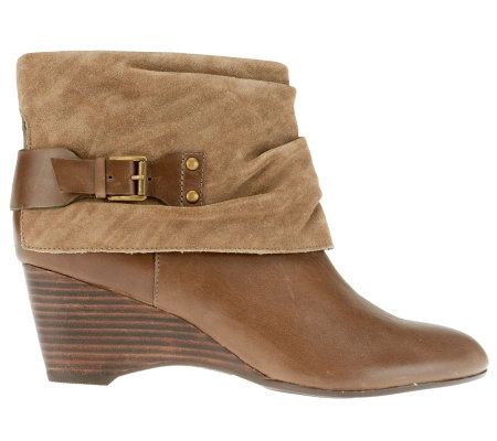 Clarks Artisan Trolley Twirl Leather & Suede Ankle Boots