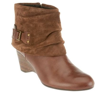 Clarks Artisan Trolley Twirl Leather & Suede Ankle Boots - A226703