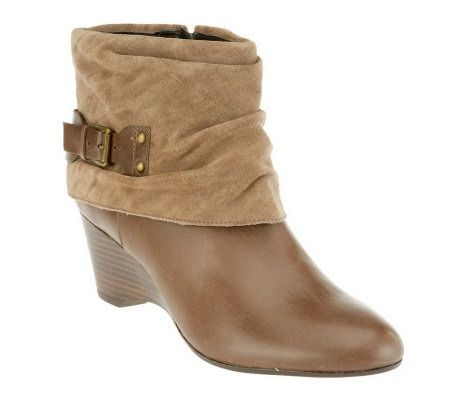 Clarks Artisan Trolley Twirl Leather & Suede Ankle Boots - A226703