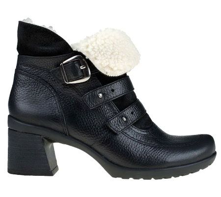 Earth Mistral Leather Ankle Boots