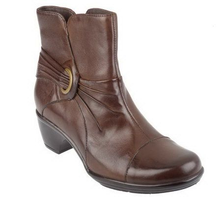 Clarks Bendables Wish Rosa Leather Side Zip Boots - A92704
