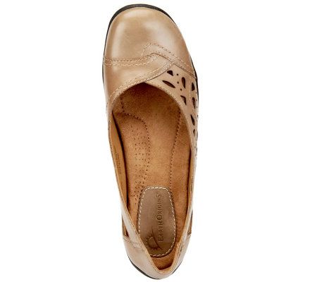 Earth Origins Jumper Leather Flats with Cut-out Detail