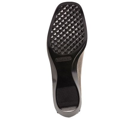 Aerosoles Temahawk Wedges