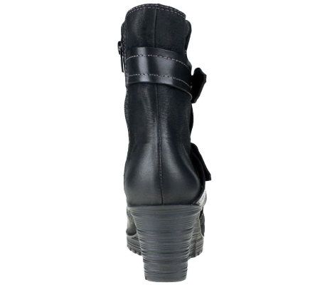 Earth Knoll Leather Boots