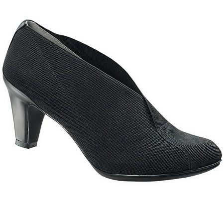 Aetrex Essence Brooke Bootie Pumps - A325408