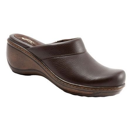 SoftWalk Murietta Clogs - A321712