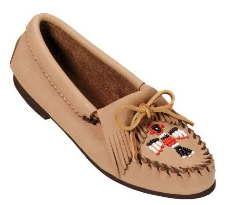 Minnetonka Womens Deerskin Thunderbird Thin Sole Moccasins - A208713