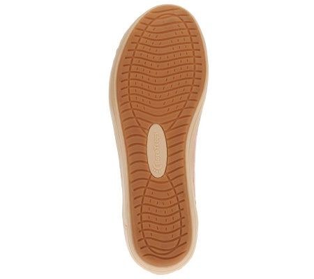 BareTraps Trycia Leather Flats w/ Bow Detail