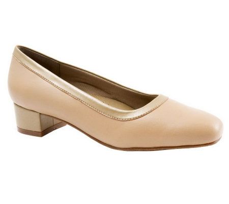 Trotters Dora Comfort Pumps - A313820