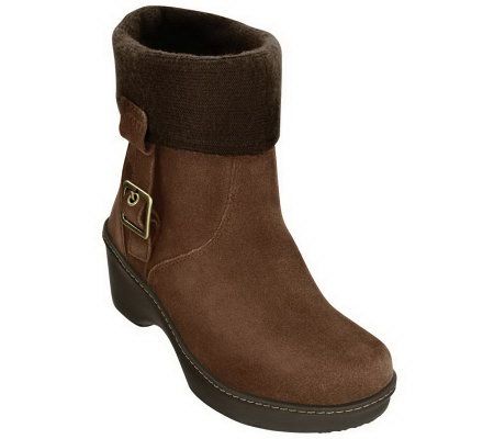 Crocs Cobbler Leather Ankle Boots with BuckleDetail - A326420