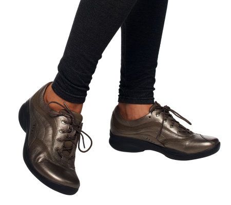 Clarks In Motion Hike Leather Lace-up Walking Shoes