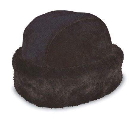 Minnetonka Russian Sheepskin Cuff Hat - A146828