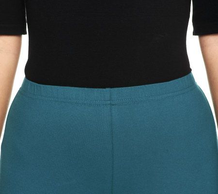 Women with Control Straight Leg Side Slit Crop Pants