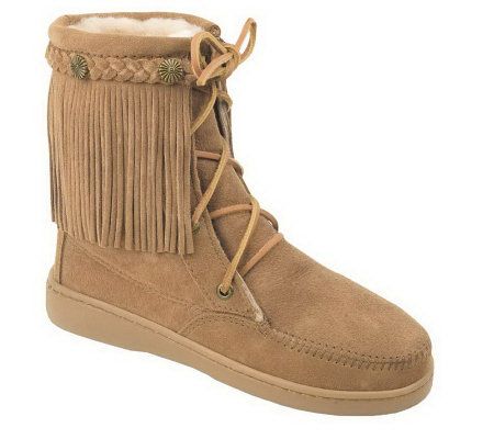 Minnetonka Womens Sheepskin Tramper Boots - A320329