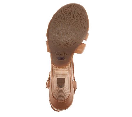 Clarks Artisan Evant Addy Leather T-Strap Sandals on Stacked Heels