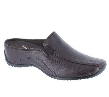 Easy Street Target Comfort Clogs - A242930