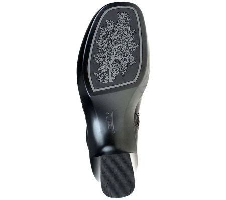 Earth Zinnia Leather Ankle Boots