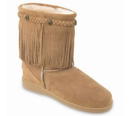 Minnetonka Womens Fringe Classic Pug Boots - A320335