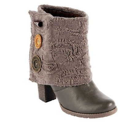 MUK LUKS Chris - Short Button-Up Spat Boot withChunky Heel - A327038