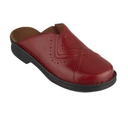 Clarks Illyssa Leather Topstitching Detail Slip-on Clogs - A83243
