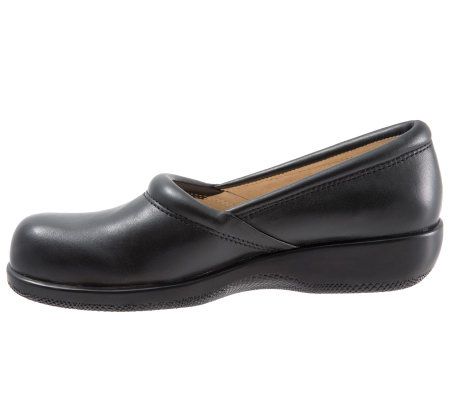 SoftWalk Adora Slip Ons