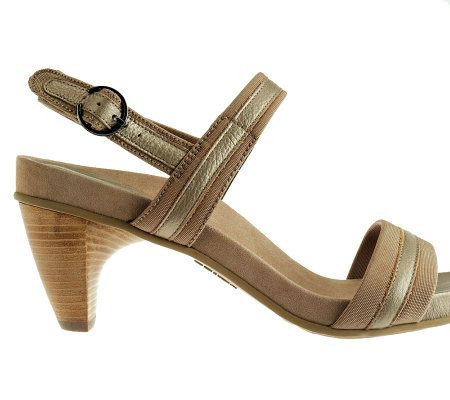 Aetrex Essence Kate Sandals with Stacked Heels