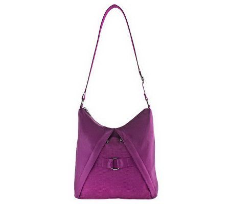 baggallini Melody Bucket Bag - A327846