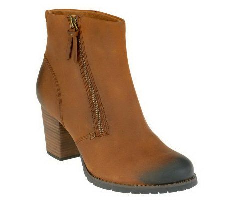 Clarks Indigo Mission Alfa Distressed Leather Ankle Boots - A226747