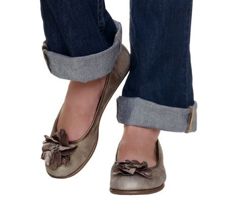 Clarks Book End Leather Flats with Flower Detail