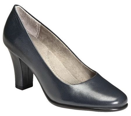 Aerosoles Dolled Up Pumps - A327552