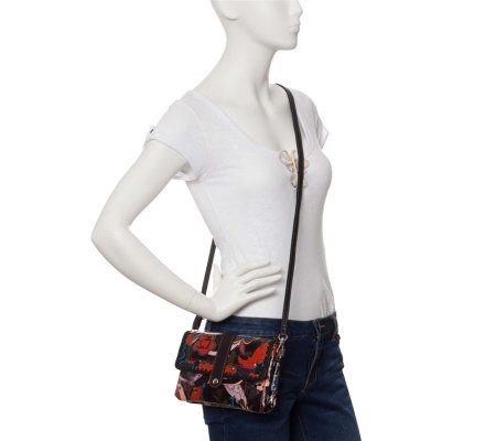 The Sak Artist Circle 3-in-1 Convertible Clutch