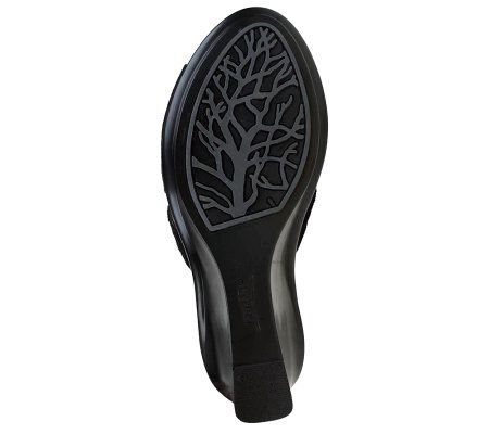 Earth Caraway Sandals