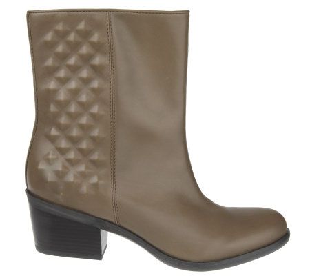 B. Makowsky Leather Boots w/ Hidden Stud Detail