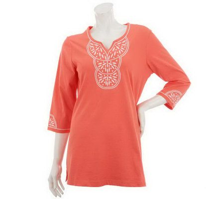 Denim & Co. 3/4 Sleeve Split V-neck Embroidered Knit Tunic - A230859