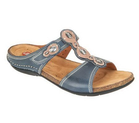 Clarks Unstructured Un.Surf Adjustable Leather Slides - A232659