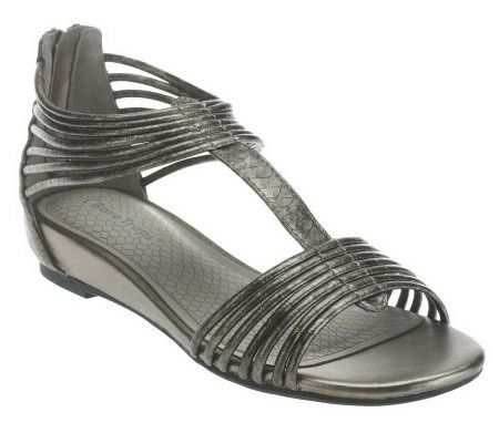 BareTraps Gabrielle T-Strap Gladiator w/Back Zip - A224061