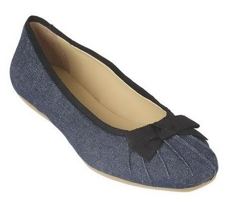 Isaac Mizrahi Live! Pintuck Ballerina Flat Shoes - A212964