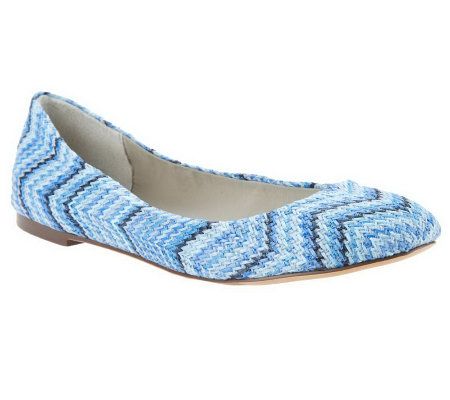 Report Denae Canvas ZigZag Pattern Flats - A222865