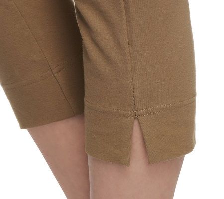Women with Control Contour Waist Pull-on Capri Pants