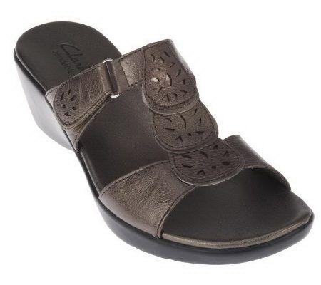 Clarks Bendables Ella Chorus Leather T-Strap Slides - A232668
