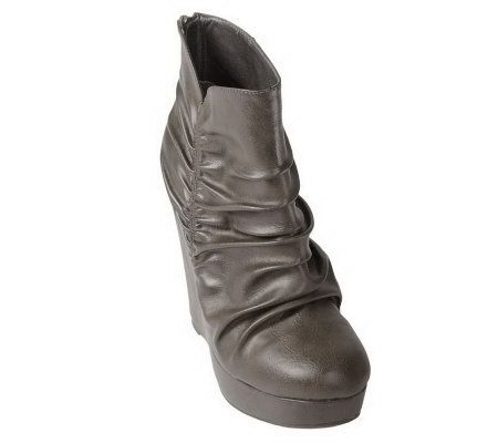 Journee Collection Belle Slouchy Wedge Ankle Boots - A321369