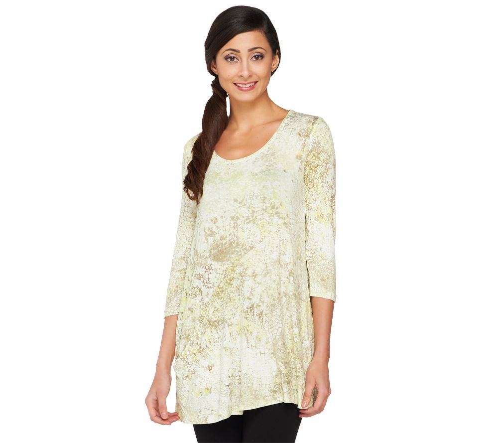 LOGO by Lori Goldstein 3/4 Sleeve Printed Knit Top with Pocket - A233676