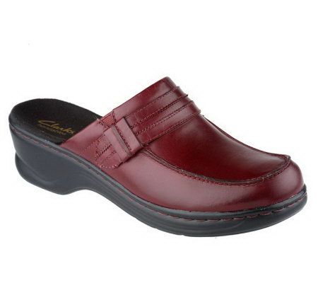 Clarks Bendables Leather LightweightClog w/ Strap Detail - A216978