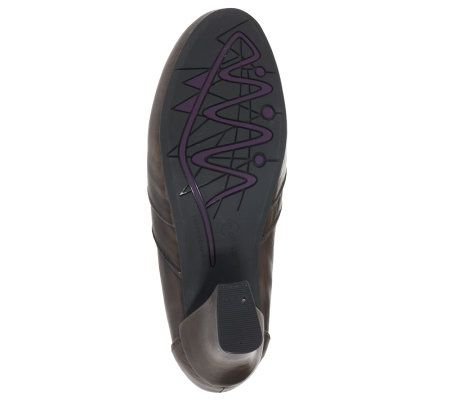 Earthies Lavarra Leather Shooties with Button Detail