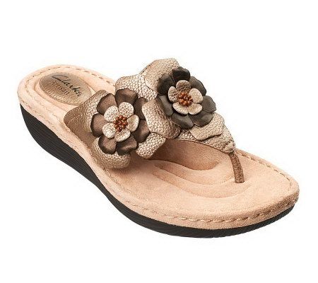 Clarks Artisan Latin Flower Leather Thong Sandals - A220581