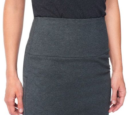 Women with Control Pull-on Knit Skirt with Tummy Panel